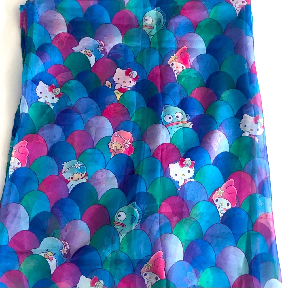 Sanrio Characters x Lootcrate Sheer Wrap/Scarf